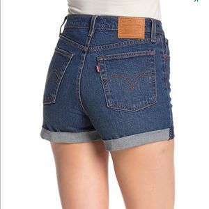 Levi’s Wedgie Shorts